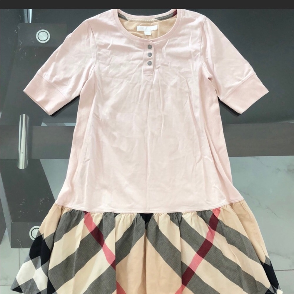 Burberry girl